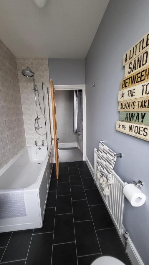 Stay - At Southport Holiday Home - Sleeps 6 Екстер'єр фото